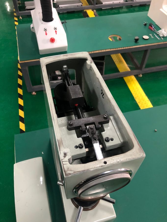 Torrecilla automática 6 Vickers de la dureza de HR15T HR30T HR45T del manual micro del probador