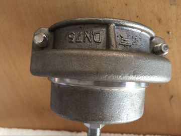 Casquillos de extremo plásticos mentales de tubo del Pvc de 75m m a medias alrededor de la superficie de la capa del níquel de la forma del pote